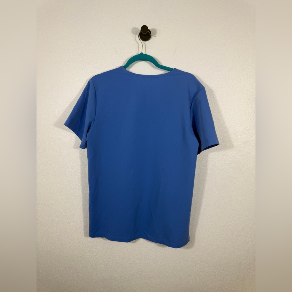 Figs Technical Collection Blue Scrub Top - Picture 3 of 5